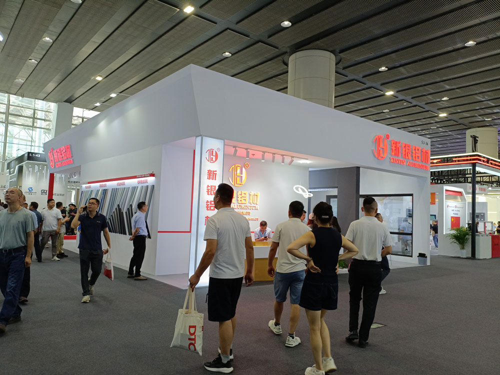 新銀鋁材展臺現場效果