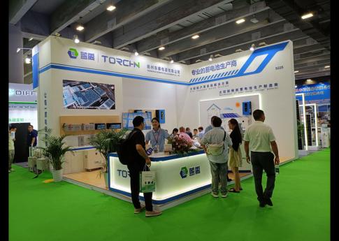 2025年8月廣州光伏太陽能展揚州東泰電源有限公司展臺搭建現場效果