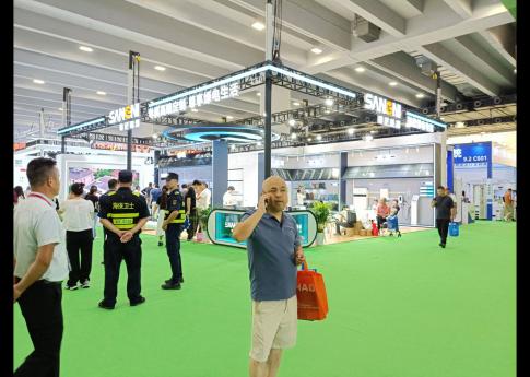 2025年8月廣州光伏太陽能展桑尼能源展臺搭建現場效果